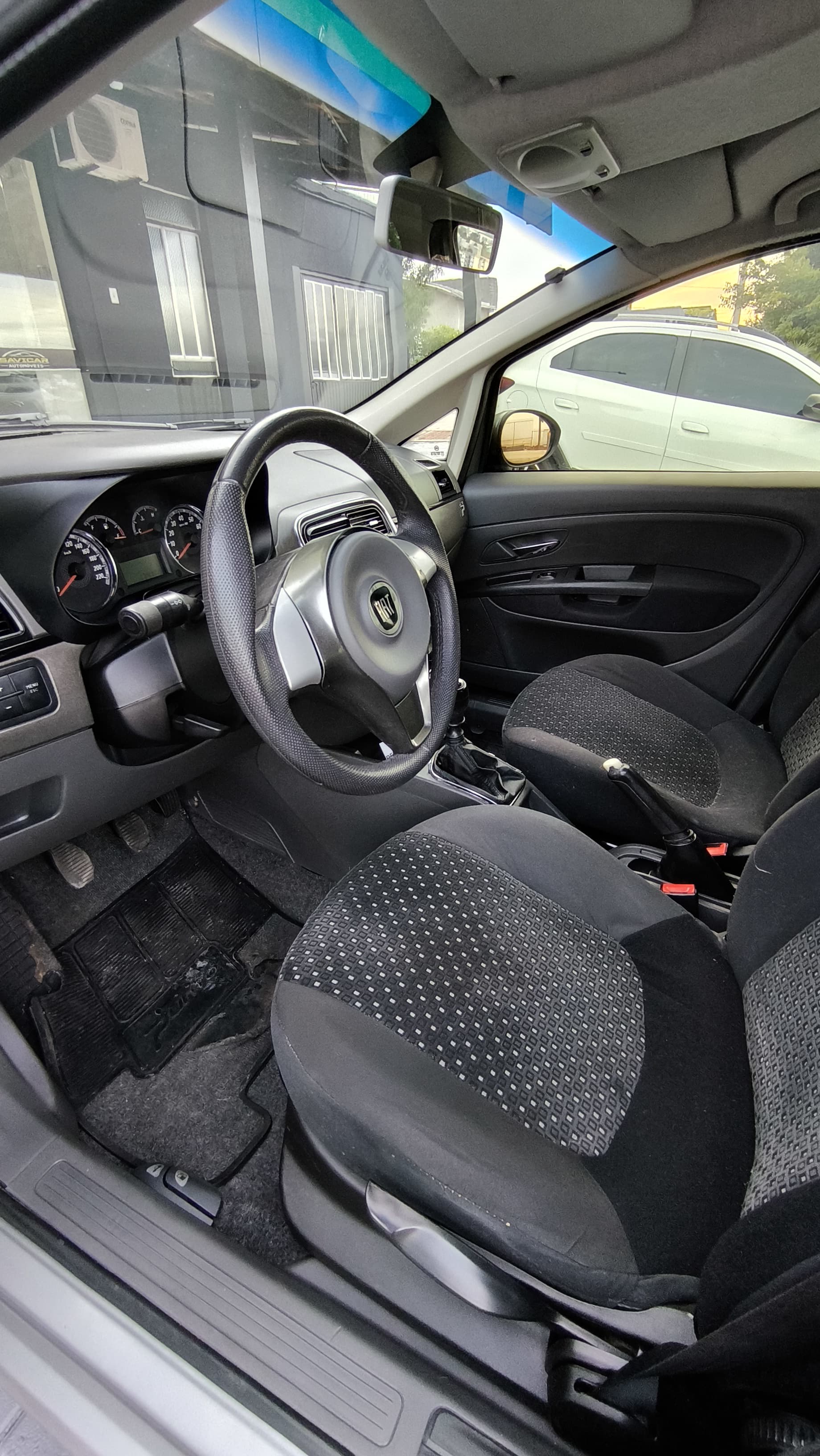 PUNTO HLX HATCH 